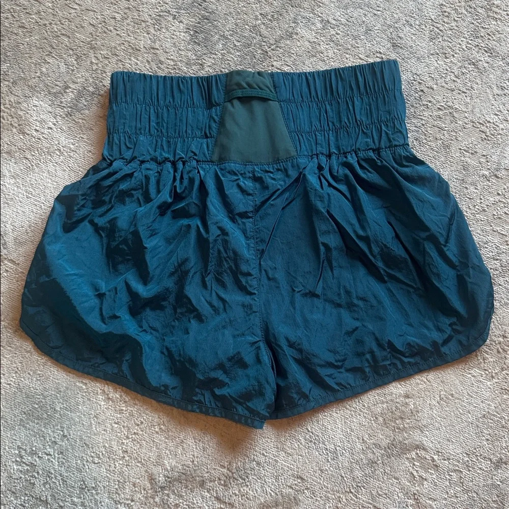 FREE PEOPLE MOVEMENT Teal Shorts, size M - Picture 3 of 6